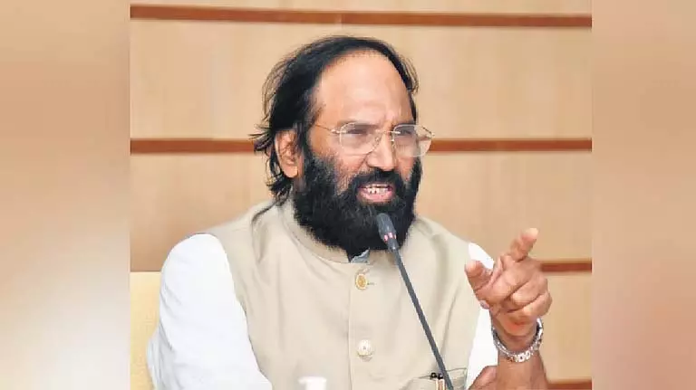 Uttam Reddy: सीएम रेवंत रेड्डी 30 मार्च को बढ़िया चावल वितरण का शुभारंभ करेंगे Uttam Reddy: सीएम रेवंत रेड्डी 30 मार्च को बढ़िया चावल वितरण का शुभारंभ करेंगे