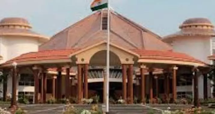 Goa विपक्ष ने बहस को दबाने-भ्रष्टाचार को बढ़ावा देने के लिए राज्य सरकार की आलोचना की Goa विपक्ष ने बहस को दबाने-भ्रष्टाचार को बढ़ावा देने के लिए राज्य सरकार की आलोचना की
