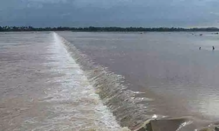 चेक डैम Tamil Nadu को सिंचाई में आत्मनिर्भर बना सकते हैं चेक डैम Tamil Nadu को सिंचाई में आत्मनिर्भर बना सकते हैं