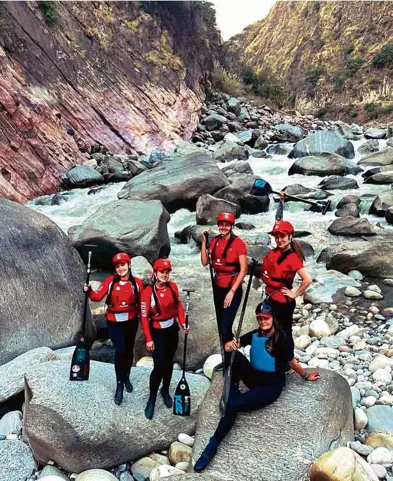 Himachal: चार दिवसीय 17वीं राष्ट्रीय राफ्टिंग चैंपियनशिप का उद्घाटन Himachal: चार दिवसीय 17वीं राष्ट्रीय राफ्टिंग चैंपियनशिप का उद्घाटन