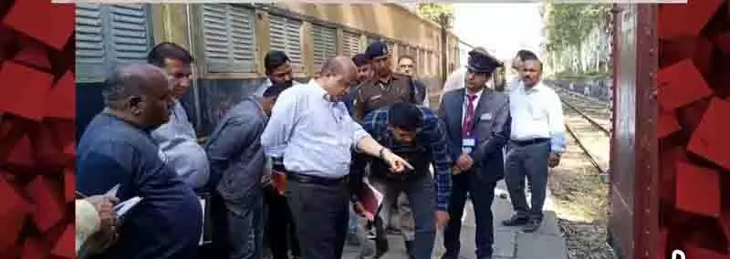 जम्मू DRM ने अंतरराज्यीय चक्की रेलवे पुल के निर्माण का निरीक्षण किया जम्मू DRM ने अंतरराज्यीय चक्की रेलवे पुल के निर्माण का निरीक्षण किया