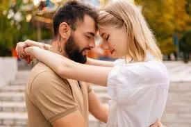 Relationship : पति-पत्नी के रिश्ते को मजबूत बनाने के ये आसान तरीके Relationship : पति-पत्नी के रिश्ते को मजबूत बनाने के ये आसान तरीके