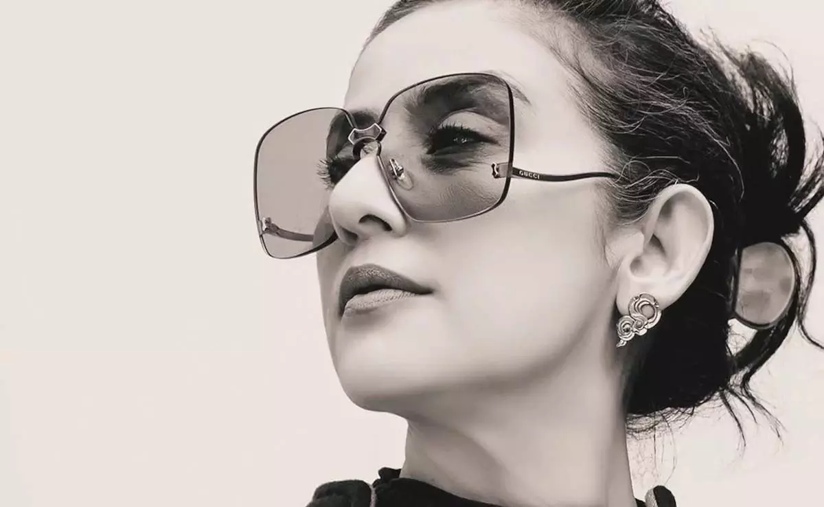 Manisha Koirala : मनीषा कोइराला ने दिखाया स्टाइल Manisha Koirala : मनीषा कोइराला ने दिखाया स्टाइल