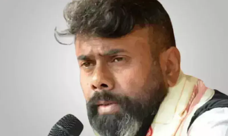 Assam : भाजपा विधायक कुर्मी ने कहा, कोई भी उन्हें विधानसभा से नहीं रोक सकता Assam : भाजपा विधायक कुर्मी ने कहा, कोई भी उन्हें विधानसभा से नहीं रोक सकता