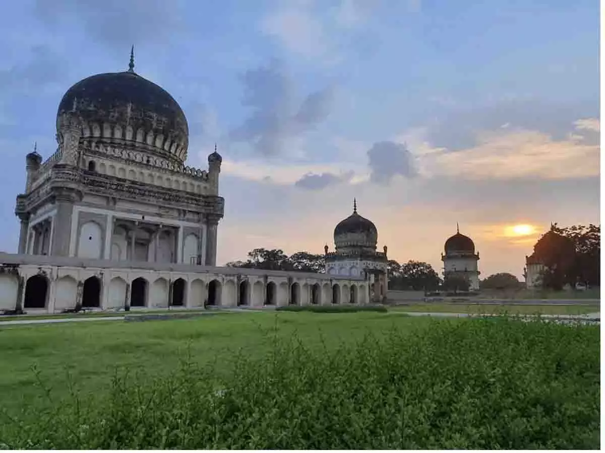 कुतुब शाही मकबरों की तस्वीरें लें, HMDA की विश्व धरोहर दिवस फोटो प्रतियोगिता कुतुब शाही मकबरों की तस्वीरें लें, HMDA की विश्व धरोहर दिवस फोटो प्रतियोगिता