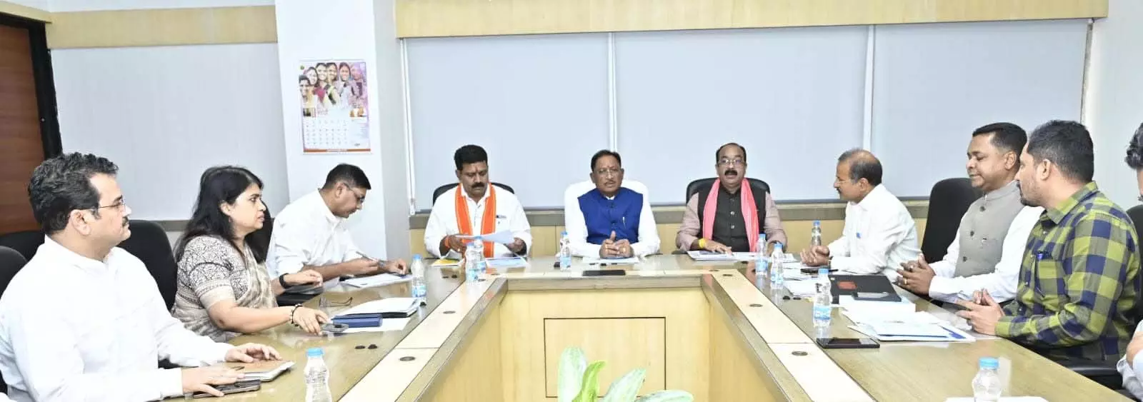 CM साय का ग्रीष्मकाल में पेयजल की उपलब्धता सुनिश्चित करने पर जोर CM साय का ग्रीष्मकाल में पेयजल की उपलब्धता सुनिश्चित करने पर जोर