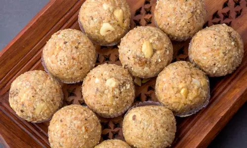 Almond Laddoo:   इस स्वादिष्ट मिठाई का हर कोई हो जाता है दीवाना