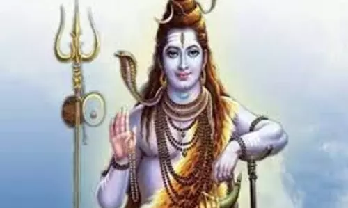 Somwar Upay: सोमवार को बन रहा है उत्तराषाढ़ा नक्षत्र, जरूर करें ये खास उपाय, महादेव करेंगे हर परेशानी दूर Somwar Upay: सोमवार को बन रहा है उत्तराषाढ़ा नक्षत्र, जरूर करें ये खास उपाय, महादेव करेंगे हर परेशानी दूर