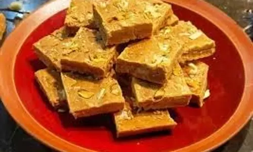 Mohanthal: हलवाई जैसा दानेदार मोहनथाल बनाने की आसान रेसिपी Mohanthal: हलवाई जैसा दानेदार मोहनथाल बनाने की आसान रेसिपी