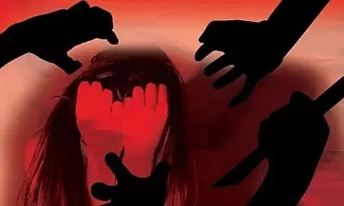 MP : कॉलेज छात्रा से सामूहिक बलात्कार, नाबालिग समेत चार लोग गिरफ्तार MP : कॉलेज छात्रा से सामूहिक बलात्कार, नाबालिग समेत चार लोग गिरफ्तार