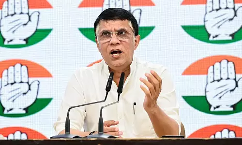 पवन खेड़ा ने कानून व्यवस्था को लेकर बिहार सरकार की आलोचना की