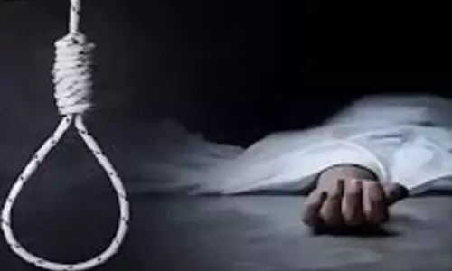 UP Crime : फंदे पर झूले प्रेमी-प्रेमिका