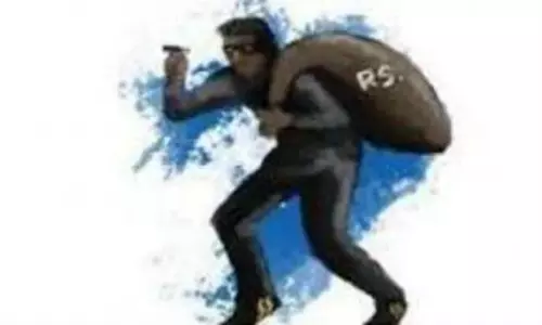Odisha: परिवार को बंधक बनाकर बदमाशों ने लूटे 20 लाख रुपये के कीमती सामान