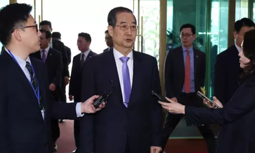 South Korea: मार्शल लॉ के कारण प्रधानमंत्री हान डक-सू के खिलाफ महाभियोग खारिज South Korea: मार्शल लॉ के कारण प्रधानमंत्री हान डक-सू के खिलाफ महाभियोग खारिज