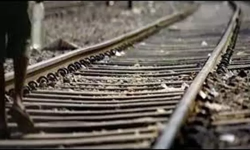 MP News: ट्रेन की चपेट में आने से युवक-युवती की मौत, आत्महत्या या हादसा