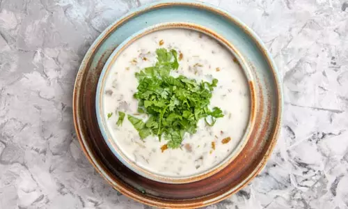 Raita Recipes: गर्मियों में शरीर को रखना है ठंडा तो डाइट में जरूर शामिल करें रायता, यहां जानें रेसिपी Raita Recipes: गर्मियों में शरीर को रखना है ठंडा तो डाइट में जरूर शामिल करें रायता, यहां जानें रेसिपी