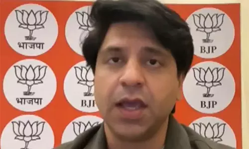 BJP के शहजाद पूनावाला ने कर्नाटक के आरक्षण कदम को लेकर कांग्रेस को संविधान विरोधी बताया BJP के शहजाद पूनावाला ने कर्नाटक के आरक्षण कदम को लेकर कांग्रेस को संविधान विरोधी बताया