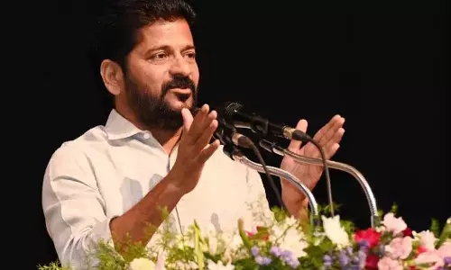 Revanth ने किसानों के लिए उगादी उपहार तैयार किया