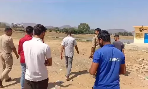 MP News: गाय का कटा सिर मिलने से मचा हड़कंप, गौरक्षकों में गुस्सा MP News: गाय का कटा सिर मिलने से मचा हड़कंप, गौरक्षकों में गुस्सा
