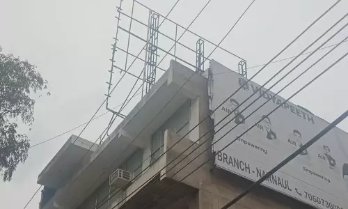 Haryana :  नारनौल में अनाधिकृत स्थानों पर लोहे के फ्रेम लगाए, 24 को नोटिस जारी