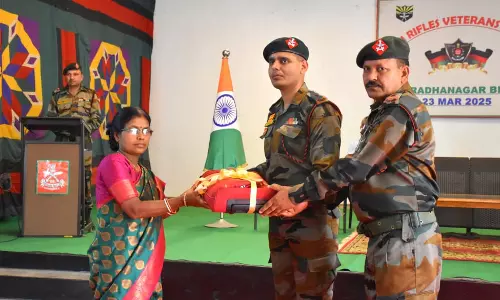 असम राइफल्स ने Tripura के राधानगर में वेटरन्स डे का किया आयोजन असम राइफल्स ने Tripura के राधानगर में वेटरन्स डे का किया आयोजन