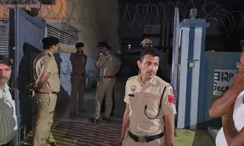 Haryana : बहादुरगढ़ में घर में विस्फोट से 3 बच्चों सहित 4 की मौत