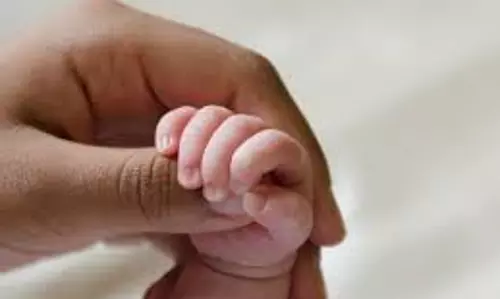 Noida: प्रसव के दौरान जच्चा-बच्चा की मौत, महिला डॉक्टर व अस्पताल का प्रबंधक गिरफ्तार