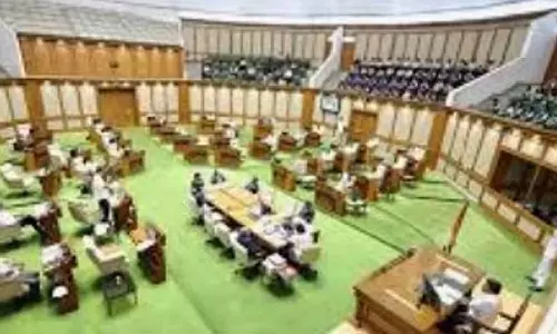 वीरेश बोरकर-यूरी अलेमाओ ने Goa में नए रेलवे स्टेशनों के प्रस्ताव की आलोचना की