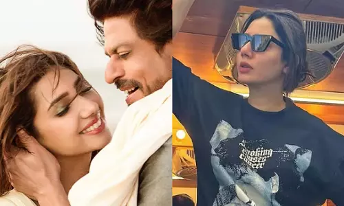 माहिरा खान अपने रईस को-स्टार शाहरुख खान को अपने साथ शूटिंग पर ले गईं