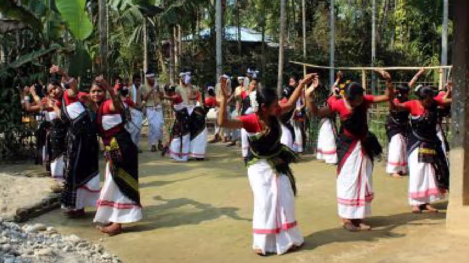 Arunachal से मोरानों को तत्काल स्थानांतरित करने का आह्वान किया Arunachal से मोरानों को तत्काल स्थानांतरित करने का आह्वान किया