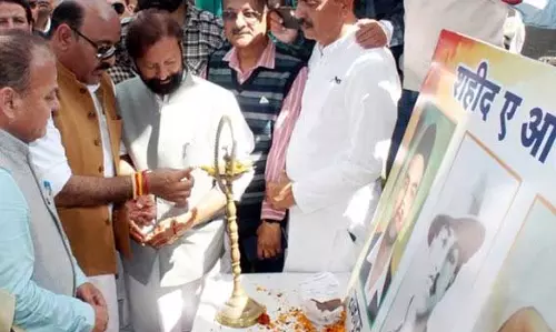 Deputy CM ने युवाओं से नशे की समस्या के खिलाफ लड़ने के लिए शहीदों से प्रेरणा लेने का आग्रह किया