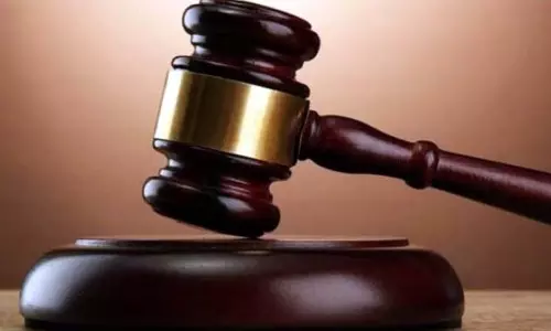 उच्च न्यायालय ने अधिकारियों द्वारा PSA का क्रियान्वयन न किए जाने पर रोक लगाई