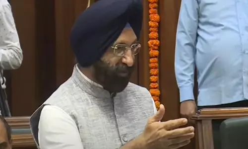 BJP के सिरसा ने केजरीवाल पर लगाया भ्रष्टाचार का आरोप, आतिशी ने बुधवार को चर्चा की मांग की