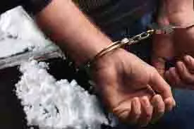 Mandi: 38 ग्राम चिट्टा के साथ 2 लोग गिरफ्तार Mandi: 38 ग्राम चिट्टा के साथ 2 लोग गिरफ्तार