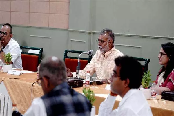 MP : श्रमिक रैन बसेरों का नाम बदला, अब किस नाम से जाना जाएगा, जानें MP : श्रमिक रैन बसेरों का नाम बदला, अब किस नाम से जाना जाएगा, जानें