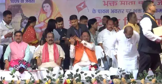 CM साय ने भक्त माता कर्मा के डाक टिकट का किया विमोचन CM साय ने भक्त माता कर्मा के डाक टिकट का किया विमोचन