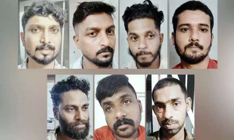 पुलिस स्टेशन पर हमला; सात लोग गिरफ्तार पुलिस स्टेशन पर हमला; सात लोग गिरफ्तार
