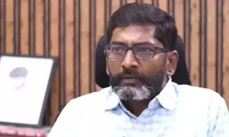 यूट्यूबर सवुक्कु शंकर के घर पर हुई मारपीट की जांच सीबी-सीआईडी करेगी: DGP यूट्यूबर सवुक्कु शंकर के घर पर हुई मारपीट की जांच सीबी-सीआईडी करेगी: DGP