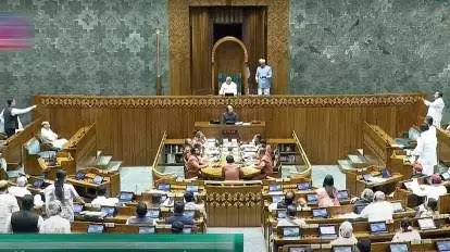 संसद सदस्यों के वेतन में 24% की भारी वृद्धि संसद सदस्यों के वेतन में 24% की भारी वृद्धि