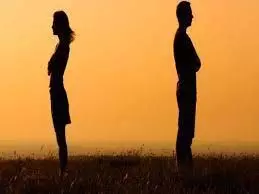 Relationship: क्या आपका पार्टनर आपको सिर्फ इस्तेमाल कर रहा है? Relationship: क्या आपका पार्टनर आपको सिर्फ इस्तेमाल कर रहा है?