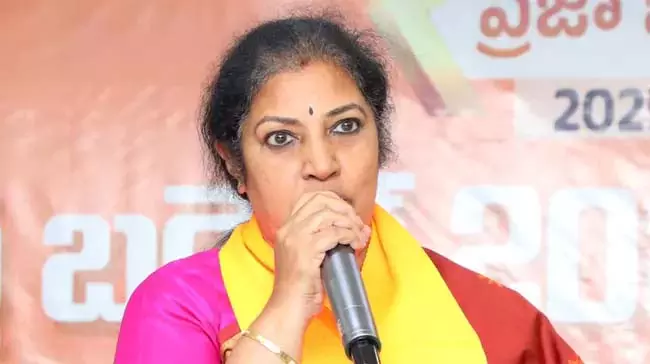 Andhra: हवाई अड्डों पर कार्गो भंडारण सुविधाएं उपलब्ध कराई जानी चाहिए Andhra: हवाई अड्डों पर कार्गो भंडारण सुविधाएं उपलब्ध कराई जानी चाहिए