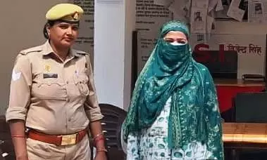 Saharanpur: 6 जनवरी को हुई व्यापारी की हत्या में शामिल महिला सूरत से गिरफ्तार Saharanpur: 6 जनवरी को हुई व्यापारी की हत्या में शामिल महिला सूरत से गिरफ्तार