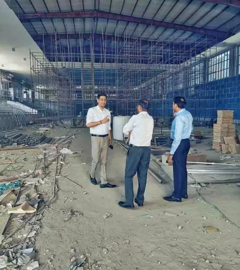 Ludhiana: परियोजना पूरी करने में देरी के लिए ठेकेदार पर 10 लाख रुपये का जुर्माना लगाया गया Ludhiana: परियोजना पूरी करने में देरी के लिए ठेकेदार पर 10 लाख रुपये का जुर्माना लगाया गया