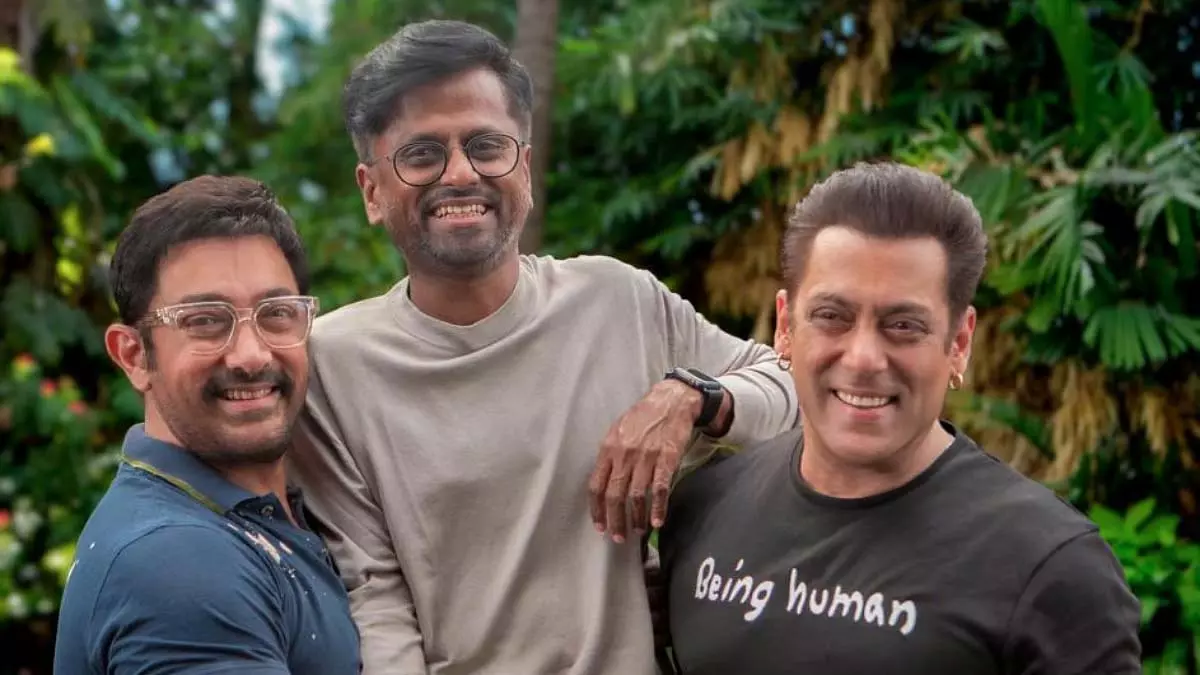 सलमान खान और आमिर खान ने साथ मिलकर किया सिकंदर का प्रमोशन सलमान खान और आमिर खान ने साथ मिलकर किया सिकंदर का प्रमोशन