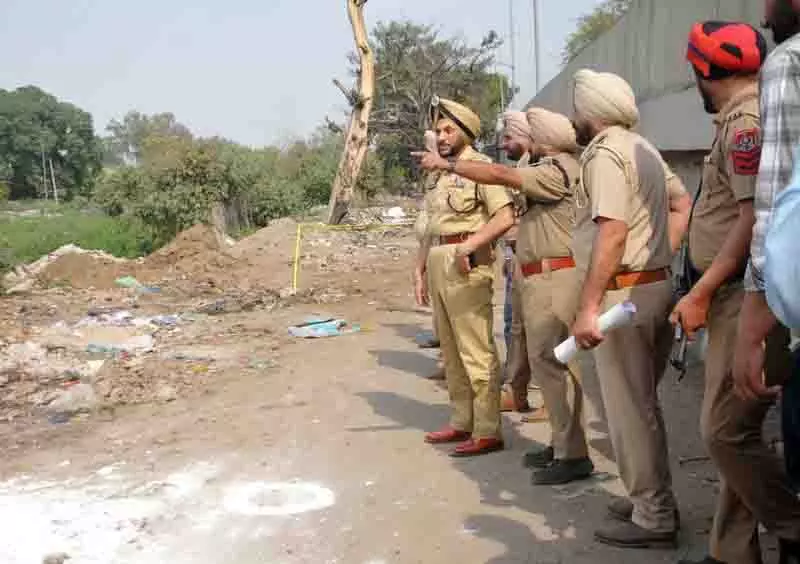 Amritsar: पुलिस मुठभेड़ में एक स्नैचर घायल Amritsar: पुलिस मुठभेड़ में एक स्नैचर घायल