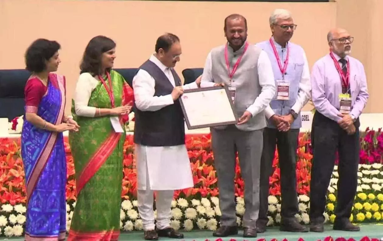 स्वास्थ्य मंत्री श्याम बिहारी जायसवाल ने दी बधाई स्वास्थ्य मंत्री श्याम बिहारी जायसवाल ने दी बधाई