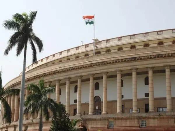 सांसदों का वेतन हर 5 साल में लागत मुद्रास्फीति सूचकांक के आधार पर किया जाएगा समायोजित सांसदों का वेतन हर 5 साल में लागत मुद्रास्फीति सूचकांक के आधार पर किया जाएगा समायोजित