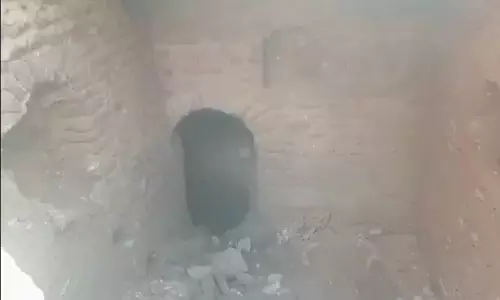 Burhanpur : खुदाई के दौरान मिला प्राचीन कमरा और गुप्त तहखाना, देखने उमड़ी भारी भीड़