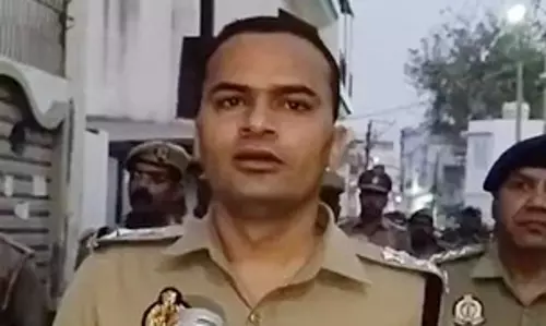 संभल : आगामी त्योहारों के मद्देनजर प्रशासन अलर्ट, पुलिस की बढ़ी पेट्रोलिंग संभल : आगामी त्योहारों के मद्देनजर प्रशासन अलर्ट, पुलिस की बढ़ी पेट्रोलिंग