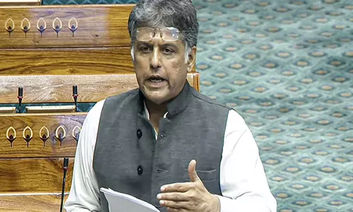 Congress MP ने न्यायपालिका में कथित विचलन पर चर्चा के लिए लोकसभा में प्रस्ताव पेश किया